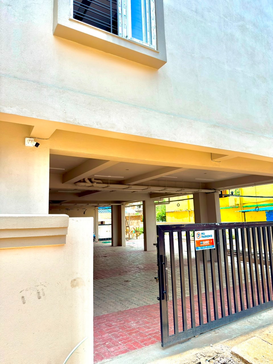 Hotel Hillview Premium parking area 1